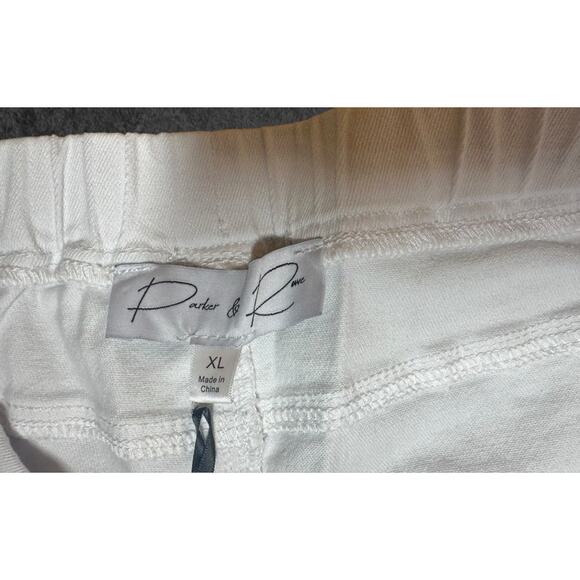 NEW Parker & Rowe White Capri Jeans Pull On Elastic Waist Rhinestone Fringe XL - Picture 9 of 12